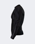 combat corner rash guard i svart med rød skrift