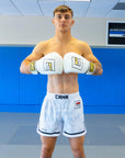 ISOSUTURE Hybrid Fight Shorts - Hvit